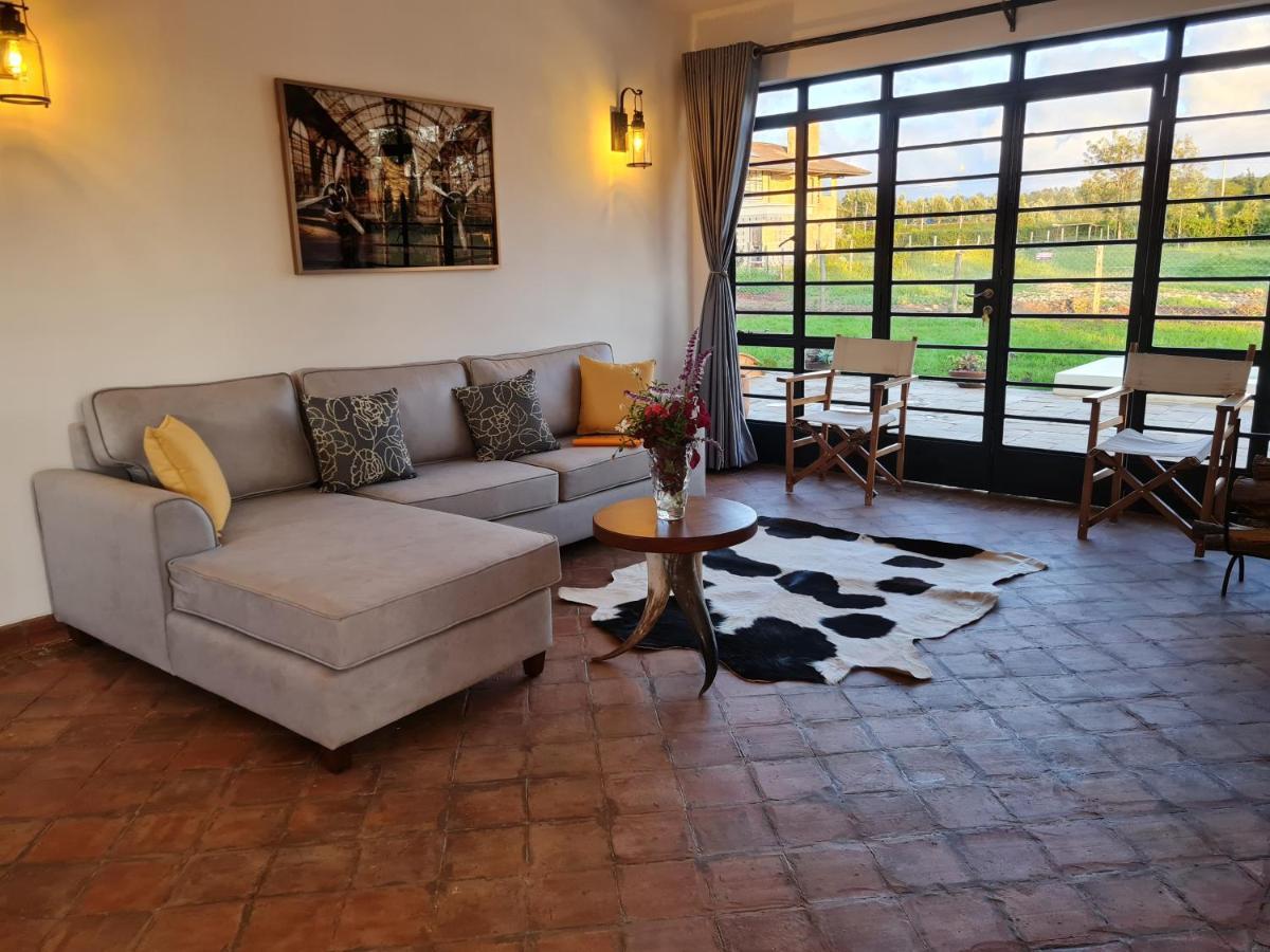 The Landing Nanyuki Cottages Exterior photo